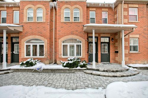 21-125 Hall St, Richmond Hill, ON, L4C4N9 | Card Image