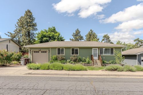 1815 Nw Kenny Dr, Pullman, WA, 99163 | Card Image
