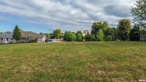 256 Karagen Cir, Germantown Hills, IL, 61548-9017 | Card Image