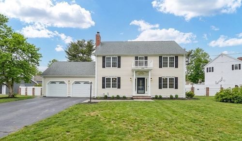 109 Partridge Cir, Taunton, MA, 02780-1279 | Card Image