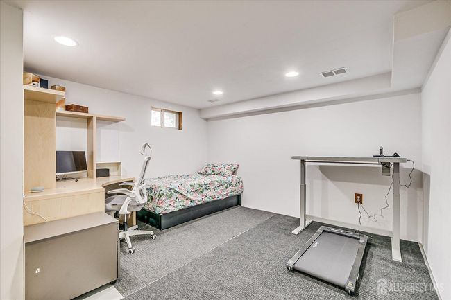 149 Vineyard Rd, House other with 3 bedrooms, 2 bathrooms and null parking in Edison NJ | Image 27