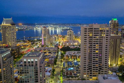 1102-700 Front Street, San Diego, CA, 92101 | Card Image