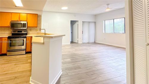 107-2445 Sw 18th Ter, Fort Lauderdale, FL, 33315-2200 | Card Image