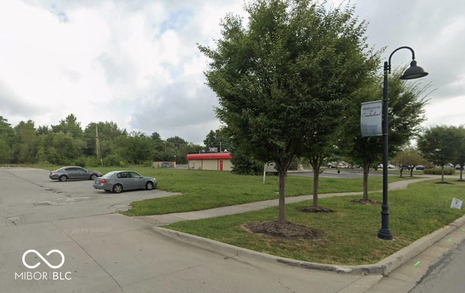 Land in Indianapolis