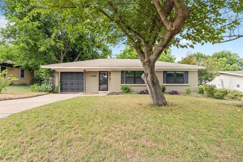 7720 Gaston Ave, Fort Worth, TX, 76116-7739 | Card Image