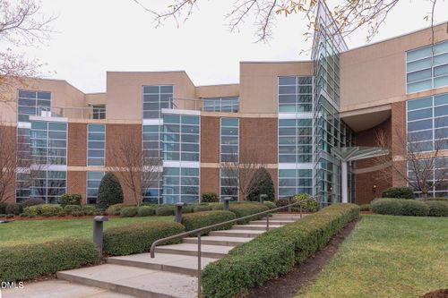335 W Barbee Chapel Rd, Chapel Hill, NC, 27517-7513 | Card Image
