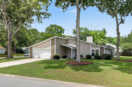 56 Shadowmoss Pkwy, Charleston, SC, 29414-6912 | Card Image