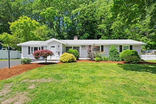 70 Donna Rd, Framingham, MA, 01701-7910 | Card Image
