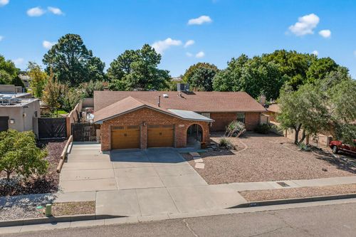 9708 Admiral Emerson Ave Ne, Albuquerque, NM, 87111-1318 | Card Image