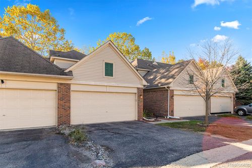 166 Legacy Park Cir, Dearborn Heights, MI, 48127-3485 | Card Image