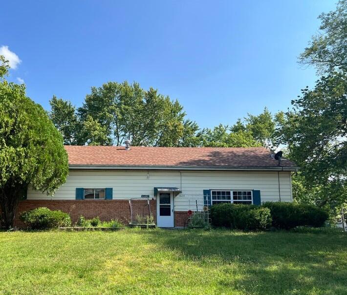 Macon St, Carthage, MO 64836