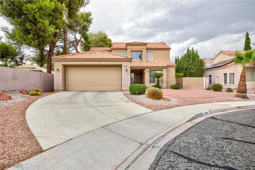 9836 Russett Wood Cir, Las Vegas, NV, 89117-0715 | Card Image