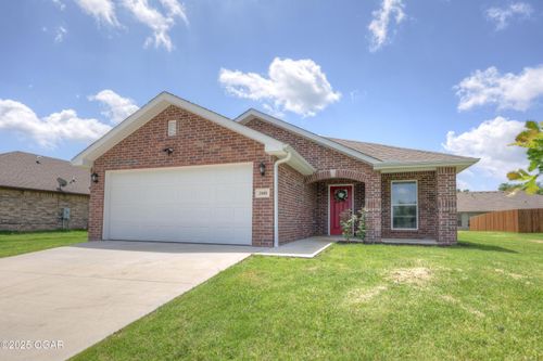 2008 Greydon Ln, Webb City, MO, 64870-9278 | Card Image
