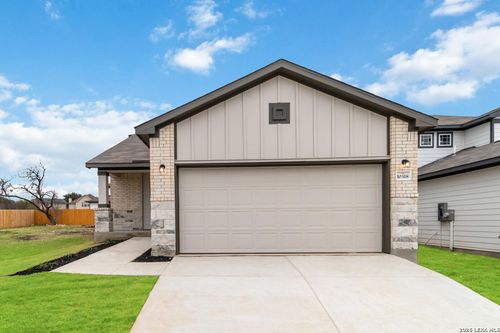 615 River Run Way, San Antonio, TX, 78219-1878 | Card Image