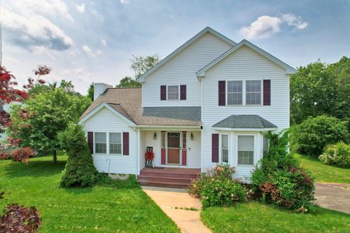 90 Edwin Ln, Thomaston, CT, 06787-1268 | Card Image