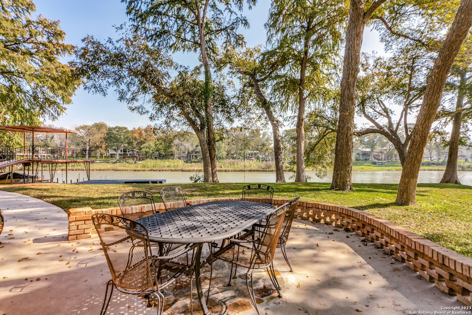 Lake Placid Dr, Seguin, TX 78155