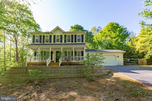 8863 Sherman Cir, KING GEORGE, VA, 22485-7146 | Card Image