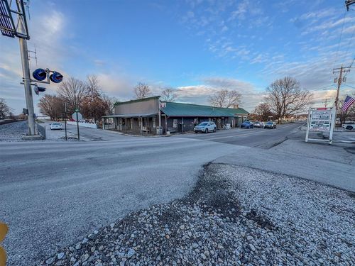 104 E Railroad Ave, Glendale, KY, 42740-8344 | Card Image