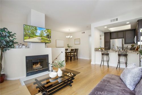 1019 S Stresa Way, Anaheim, CA, 92808-2432 | Card Image