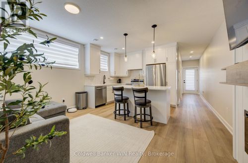 3-440 Wellington St E, Mount Forest, ON, N0G2L2 | Card Image