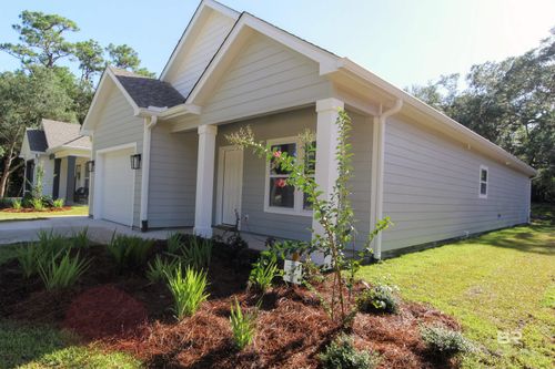 8667 Anniston Dr, Perdido Beach, AL, 36530-6163 | Card Image