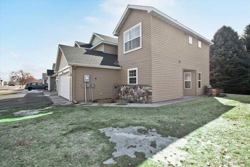 10469 64th Way, Albertville, MN, 55301-3517 | Card Image