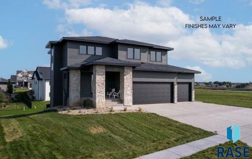 6604 Hawker Cir, Sioux Falls, SD, 57110 | Card Image