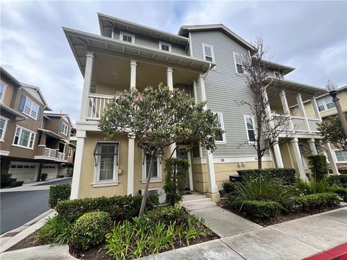 318-1800 Oak St, Torrance, CA, 90501-3363 | Card Image