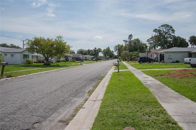 1004 65 Th Ave W, House other with 3 bedrooms, 2 bathrooms and null parking in BRADENTON FL | Image 40