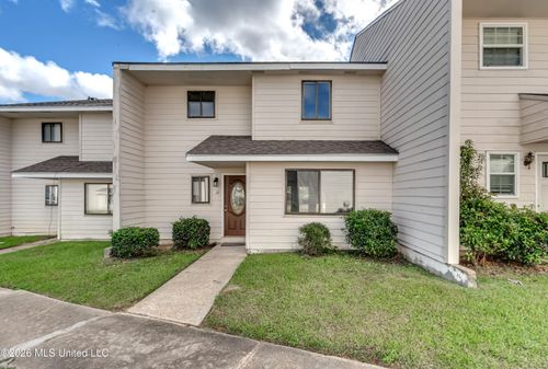 1022 Windrose Dr, Brandon, MS, 39047-6048 | Card Image
