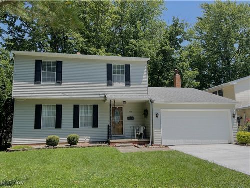 403 Riverdale Dr, Eastlake, OH, 44095-1234 | Card Image