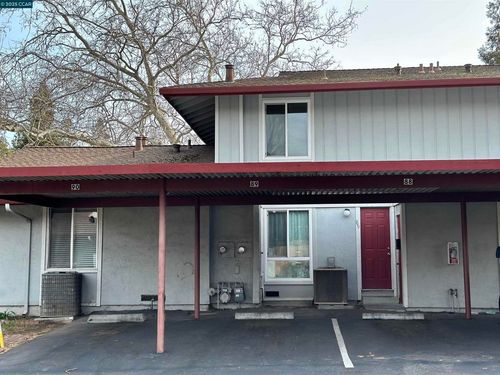 89 Villa Cir, Fairfield, CA, 94533-2522 | Card Image