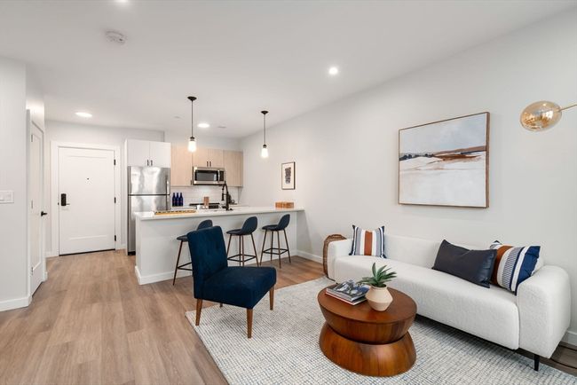 APT-405 - 10 Somerset Ave, Condo with 1 bedrooms, 1 bathrooms and 1 parking in Winthrop MA | Image 4