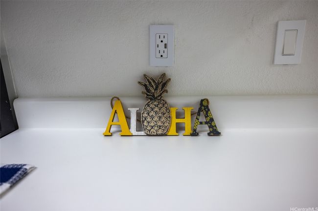 52T - 255 Mananai Pl, Condo with 2 bedrooms, 1 bathrooms and 2 parking in Honolulu HI | Image 11