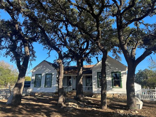 543 Narrows Rd, Blanco, TX, 78606-4964 | Card Image