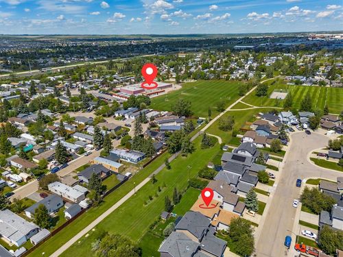 72 Springs Cres Se, Airdrie, AB, T4A2C7 | Card Image
