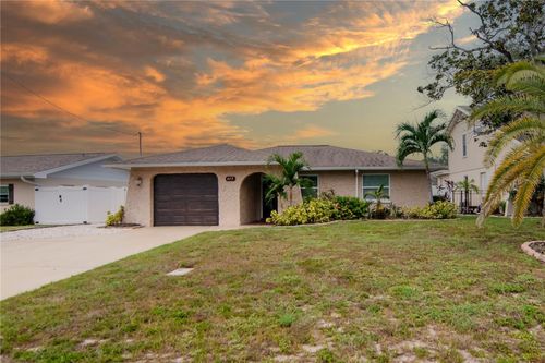 415 Crosswinds Dr, PALM HARBOR, FL, 34683-1306 | Card Image