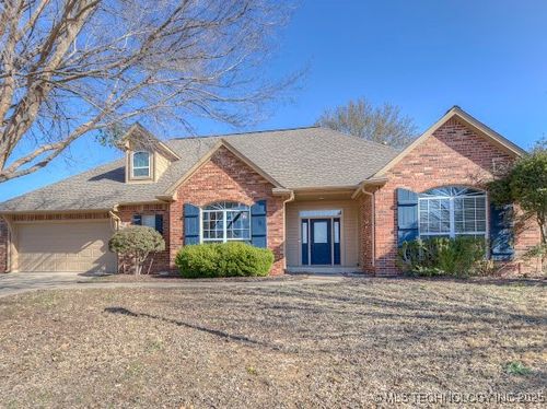 10301 E 92nd St N, Owasso, OK, 74055-6809 | Card Image