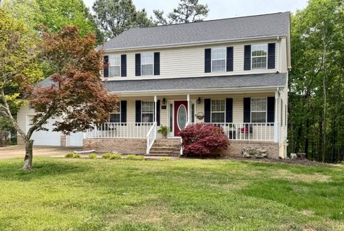 8616 River Cove Dr, Harrison, TN, 37341-9672 | Card Image