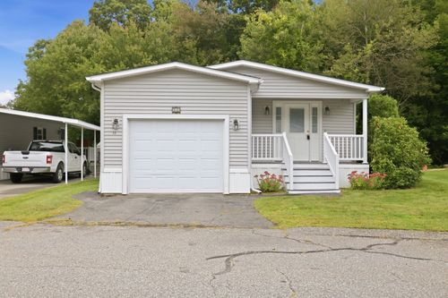 35-50 Highland St, Taunton, MA, 02780-7014 | Card Image