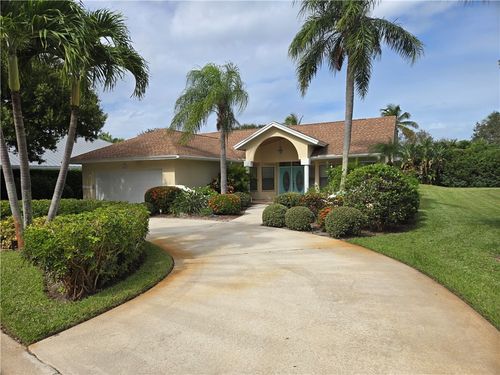 2170 Oyster Bay Dr, Vero Beach, FL, 32963-3176 | Card Image