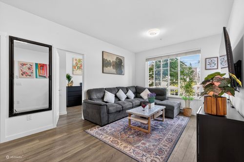 115-13623 81a Ave, Surrey, BC, V3W3N7 | Card Image