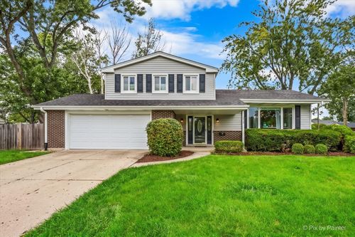 2012 Kennicott Dr, Arlington Heights, IL, 60004-2922 | Card Image