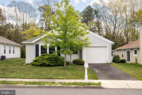 98 Pine Oak Blvd, Barnegat, NJ, 08005-3104 | Card Image