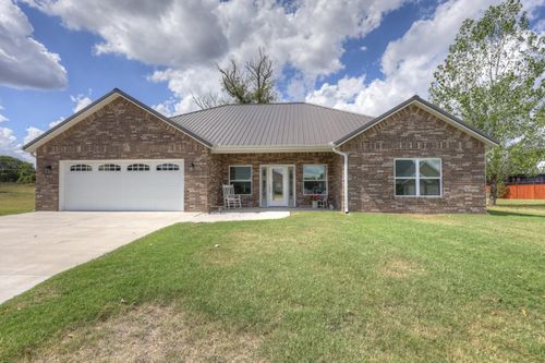 2221 Bennett Wilson Dr, Carthage, MO, 64836-2506 | Card Image