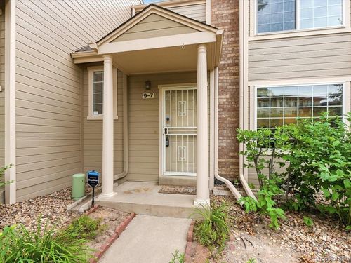 9-7-1818 S Quebec Way, Denver, CO, 80231 | Card Image