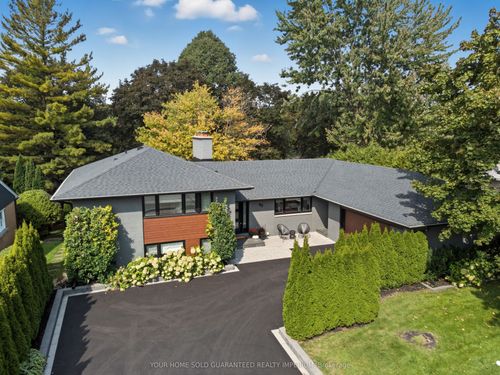 48 Royal Rd, Aurora, ON, L4G1A9 | Card Image