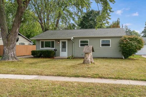 7513 Venus St, Loves Park, IL, 61111-3140 | Card Image