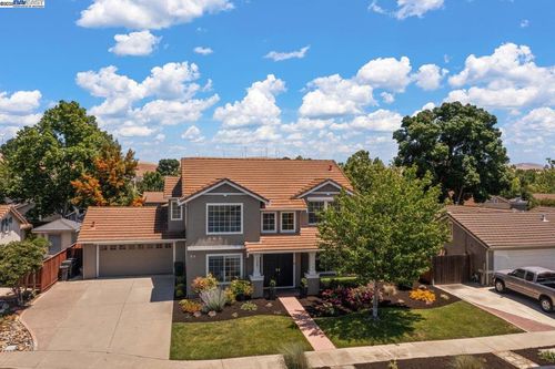 1387 Meadow Ct, Livermore, CA, 94551-8912 | Card Image