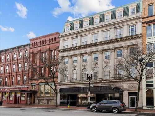 304-280 Essex St, Lawrence, MA, 01840-1516 | Card Image